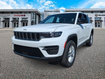 Jeep Grand Cherokee 2026 GRAND CHEROKEE LAREDO X 4X4