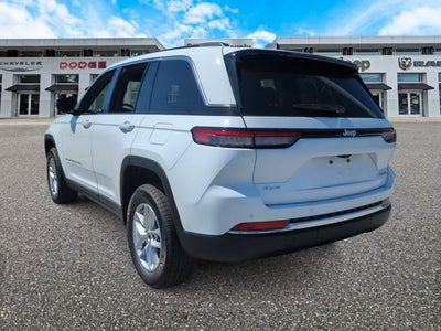 Jeep Grand Cherokee 2026 GRAND CHEROKEE LAREDO X 4X4