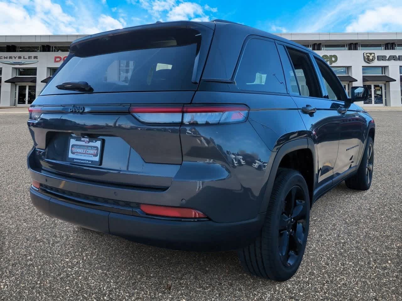 2025 Jeep Grand Cherokee GRAND CHEROKEE ALTITUDE X 4X4