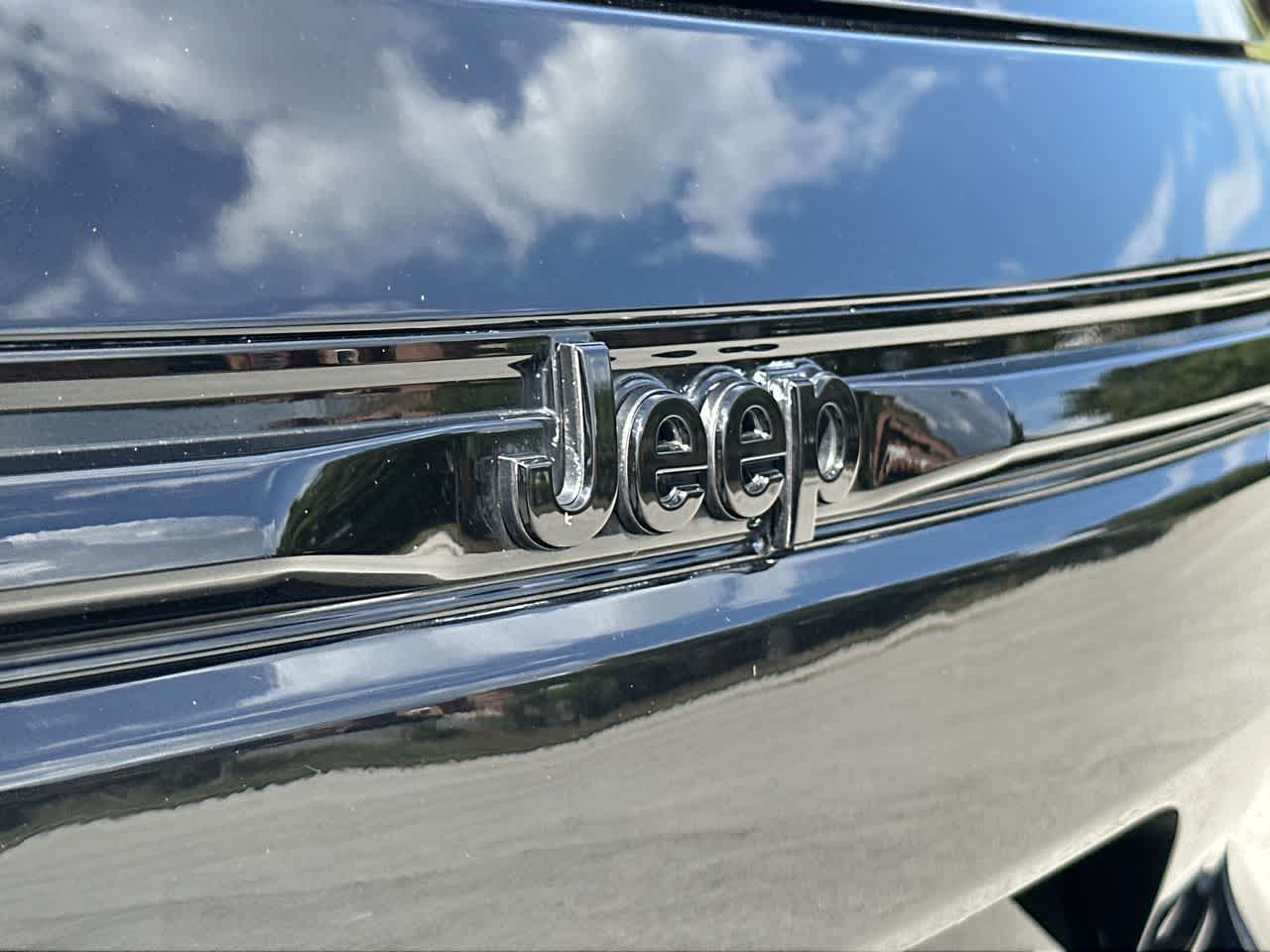 Jeep Grand Cherokee Altitude X 4x4 de 2025