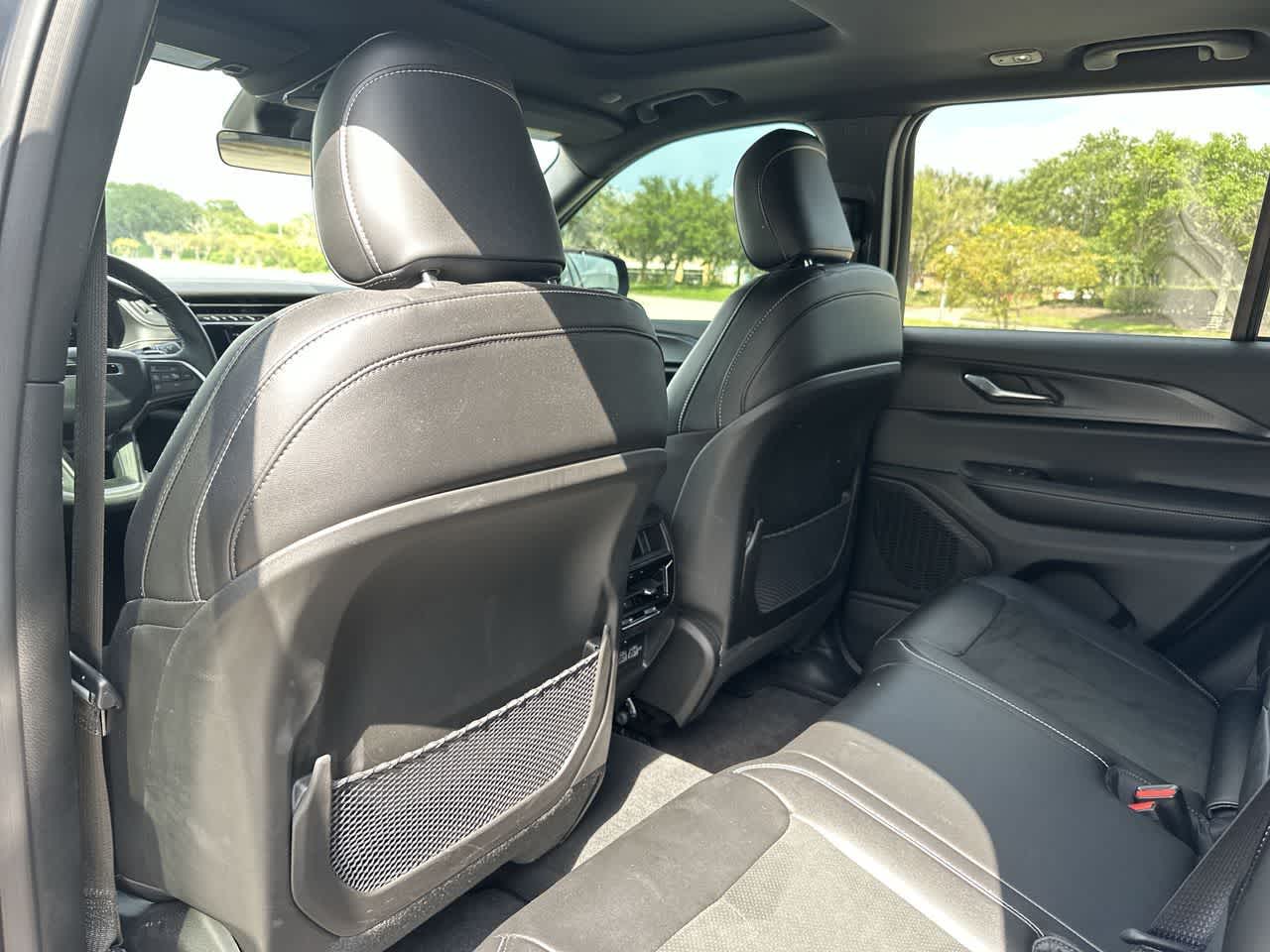 Jeep Grand Cherokee Altitude X 4x4 de 2025