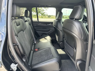 Jeep Grand Cherokee Altitude X 4x4 de 2025