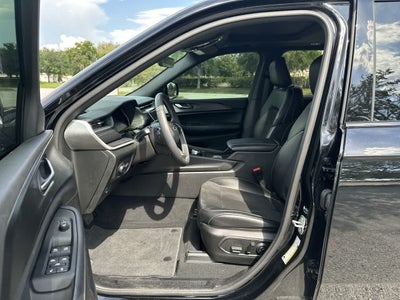 Jeep Grand Cherokee Altitude X 4x4 de 2025