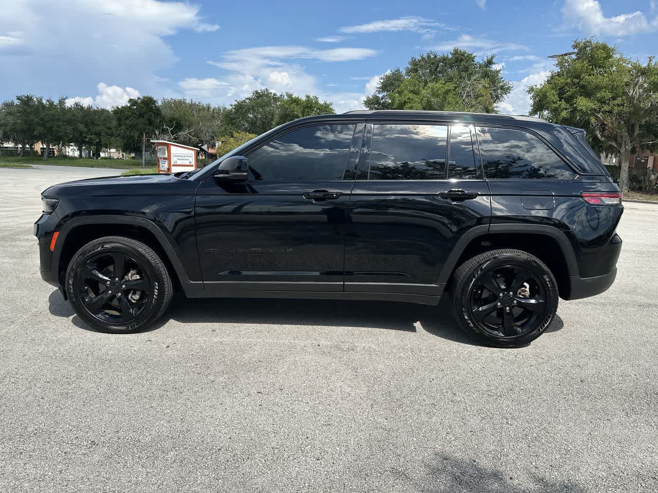 Jeep Grand Cherokee Altitude X 4x4 de 2025