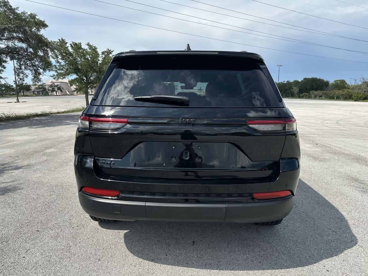 Jeep Grand Cherokee Altitude X 4x4 de 2025