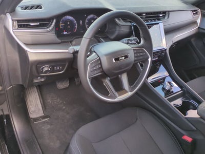 Jeep Grand Cherokee 2026 GRAND CHEROKEE LAREDO X 4X4