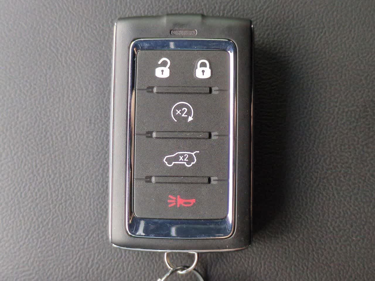 Jeep Grand Cherokee 2026 GRAND CHEROKEE LAREDO X 4X4