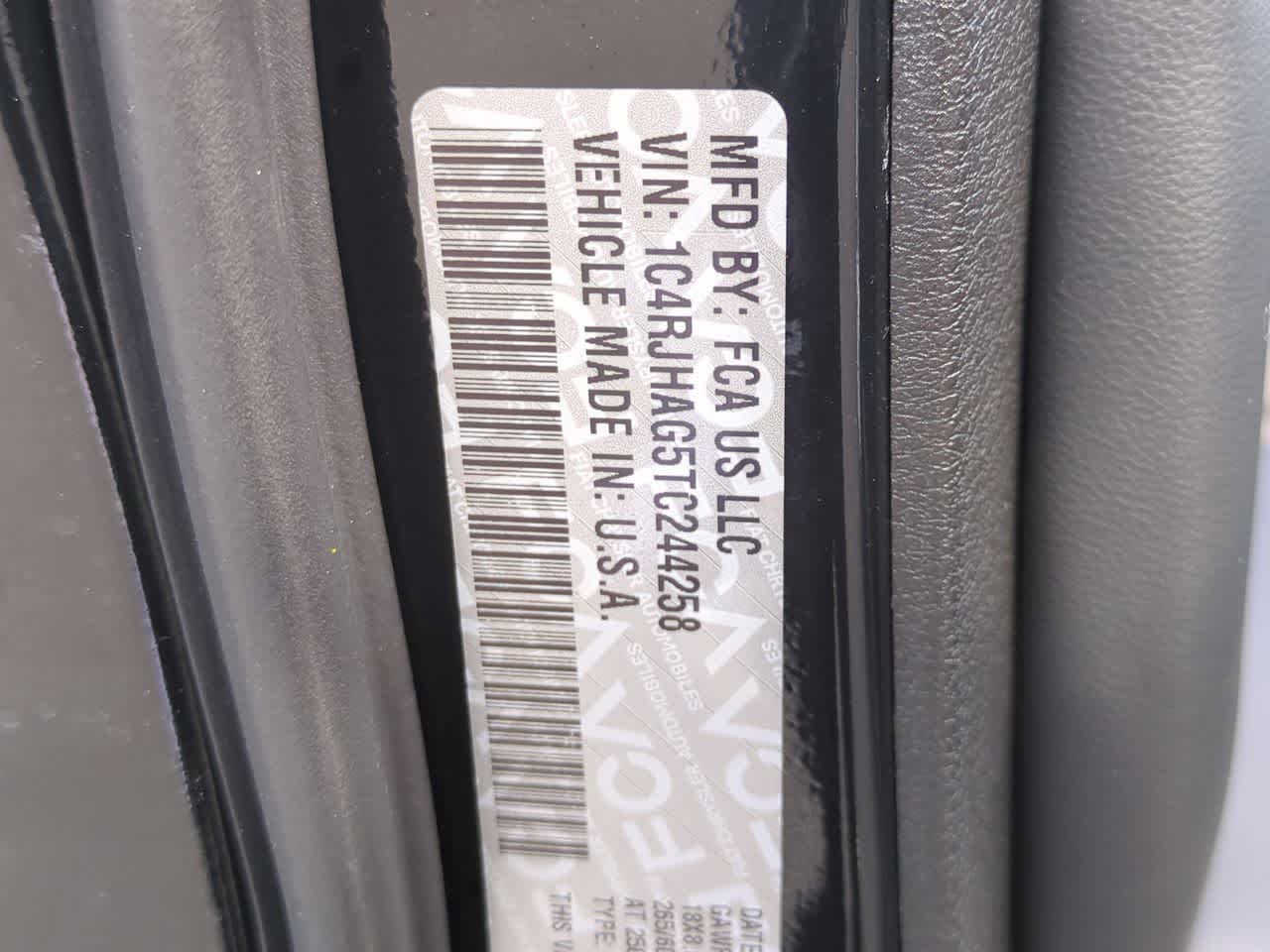 Jeep Grand Cherokee 2026 GRAND CHEROKEE LAREDO X 4X4