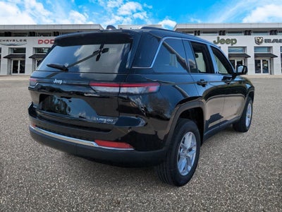 Jeep Grand Cherokee 2026 GRAND CHEROKEE LAREDO X 4X4