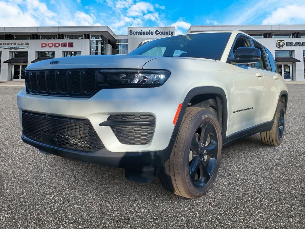 2025 Jeep Grand Cherokee GRAND CHEROKEE ALTITUDE X 4X4