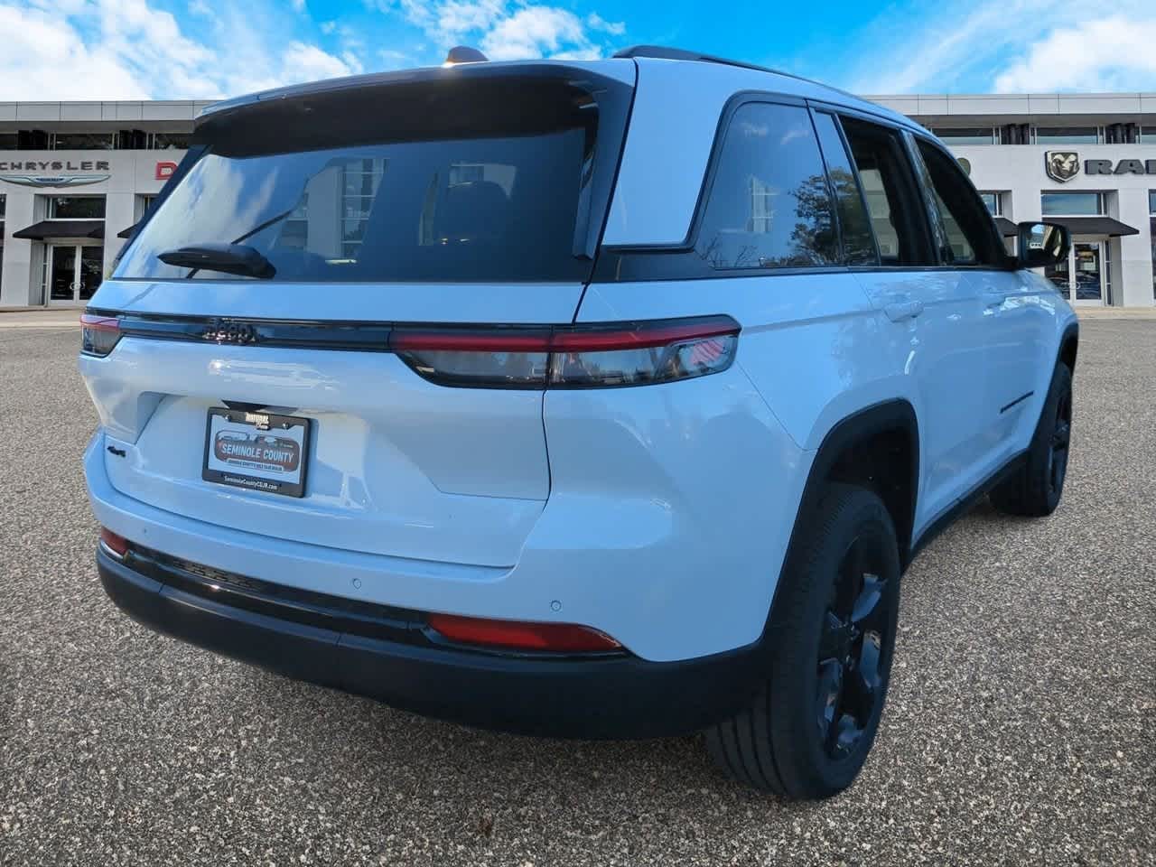 2025 Jeep Grand Cherokee GRAND CHEROKEE ALTITUDE X 4X4