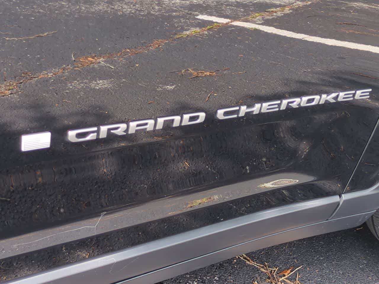 Jeep Grand Cherokee Laredo X 4x4 2024