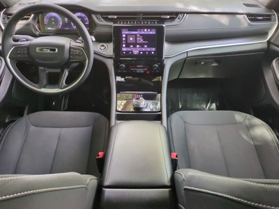 Jeep Grand Cherokee Laredo X 4x4 2024