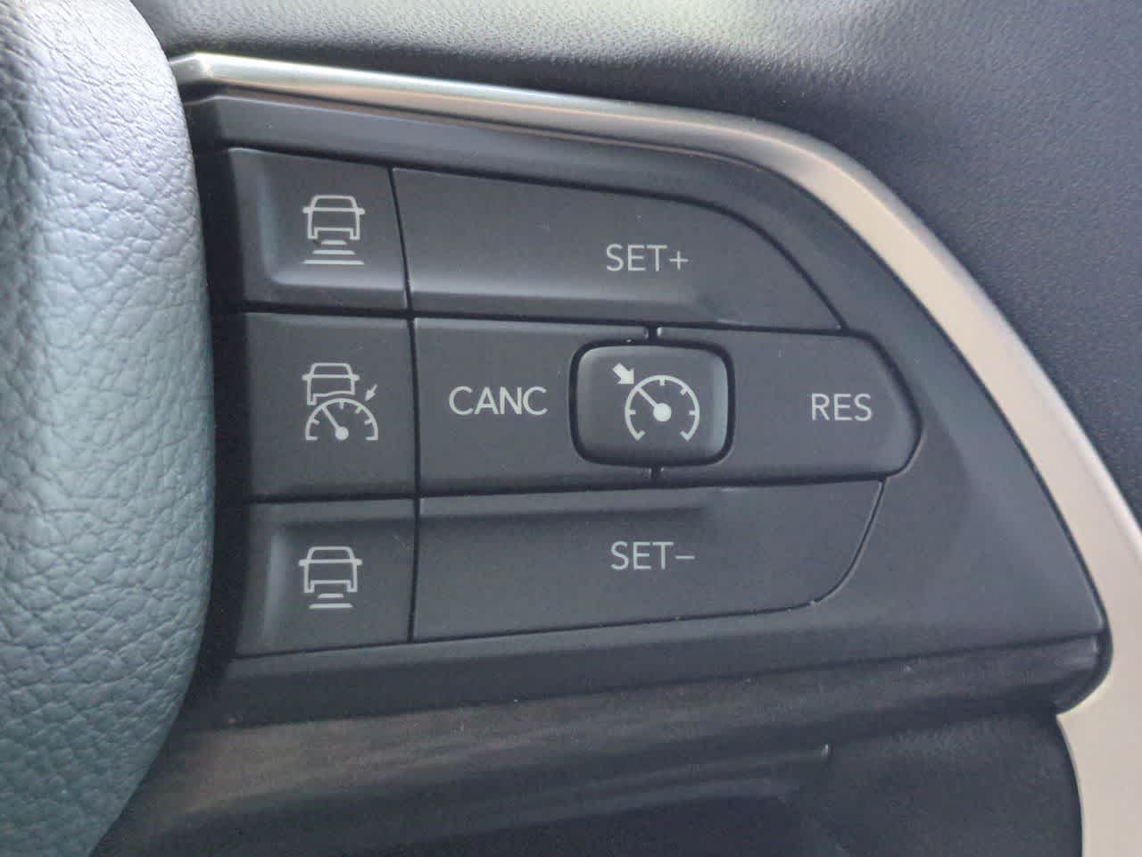Jeep Grand Cherokee Laredo X 4x4 2024