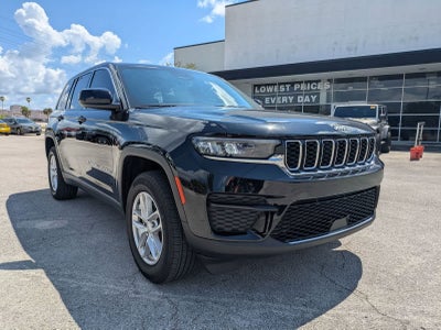 Jeep Grand Cherokee Laredo X 4x4 2024