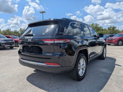 Jeep Grand Cherokee Laredo X 4x4 2024