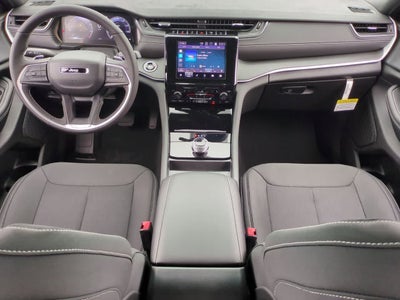 2025 Jeep Grand Cherokee GRAND CHEROKEE LAREDO 4X4