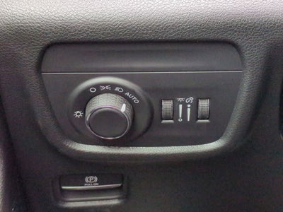 2025 Jeep Grand Cherokee GRAND CHEROKEE LAREDO 4X4