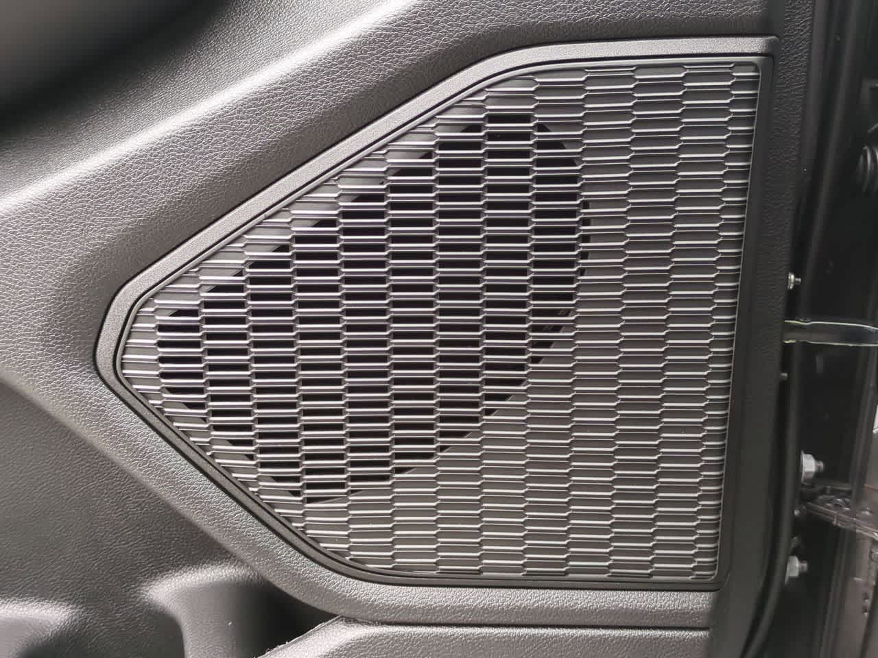 2025 Jeep Grand Cherokee GRAND CHEROKEE LAREDO 4X4