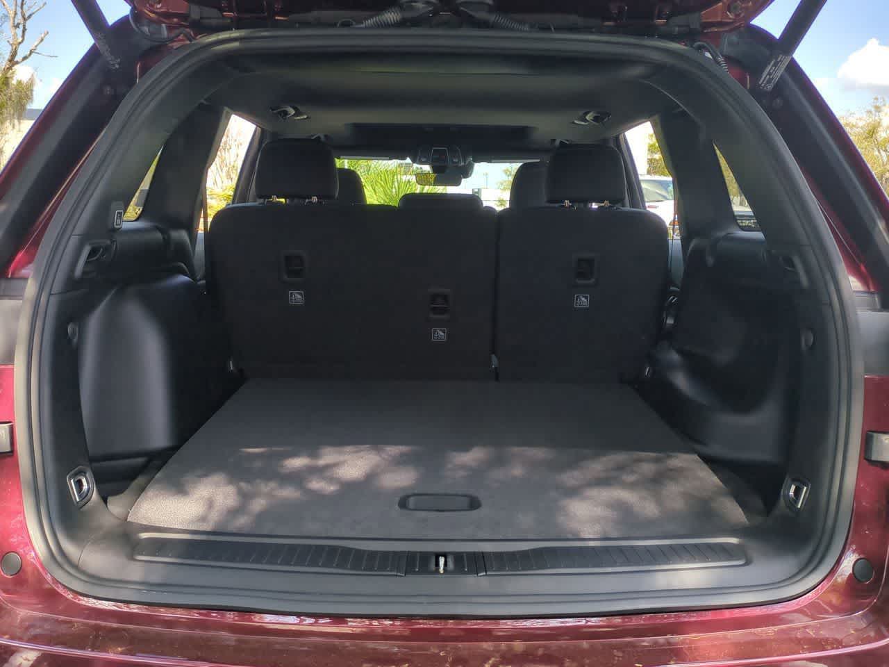 Jeep Grand Cherokee 2026 GRAND CHEROKEE LAREDO X 4X4