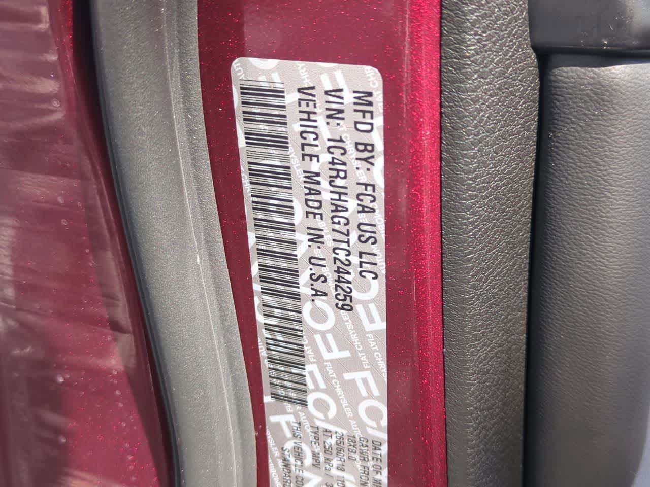 Jeep Grand Cherokee 2026 GRAND CHEROKEE LAREDO X 4X4