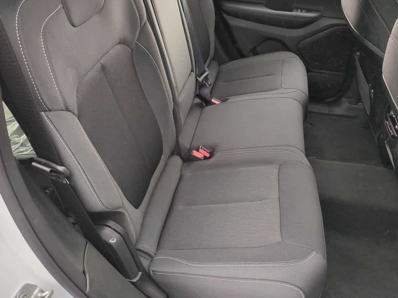 2025 Jeep Grand Cherokee GRAND CHEROKEE LAREDO 4X4