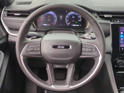 2025 Jeep Grand Cherokee GRAND CHEROKEE LAREDO 4X4