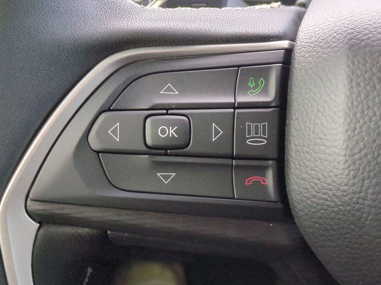 2025 Jeep Grand Cherokee GRAND CHEROKEE LAREDO 4X4