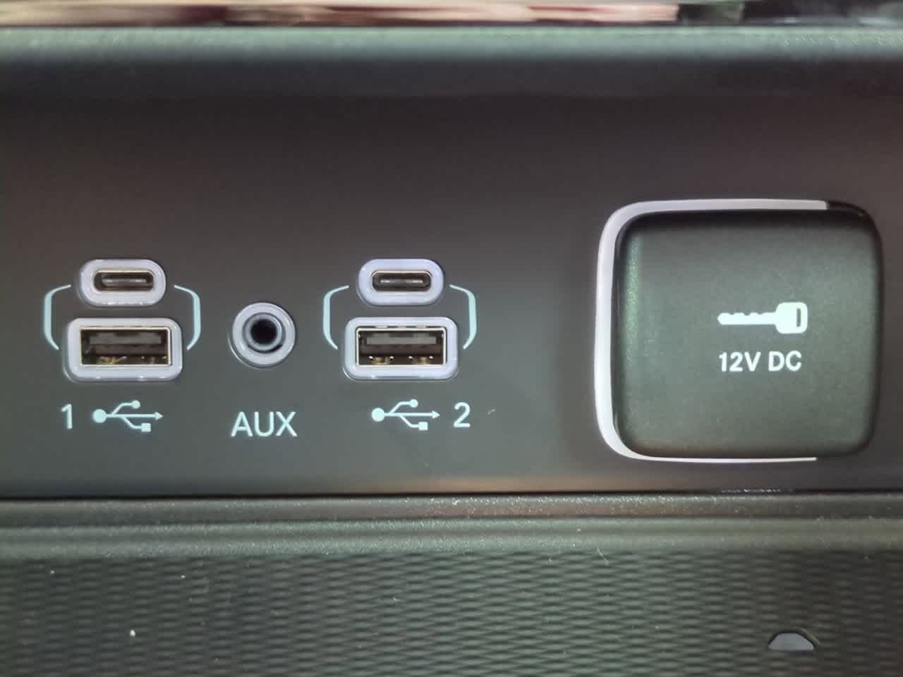 2025 Jeep Grand Cherokee GRAND CHEROKEE LAREDO 4X4