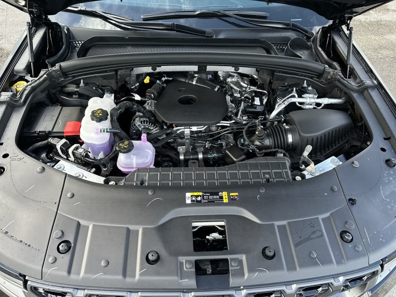 Jeep Grand Cherokee 2027 GRAND CHEROKEE LAREDO ALTITUDE 4X4
