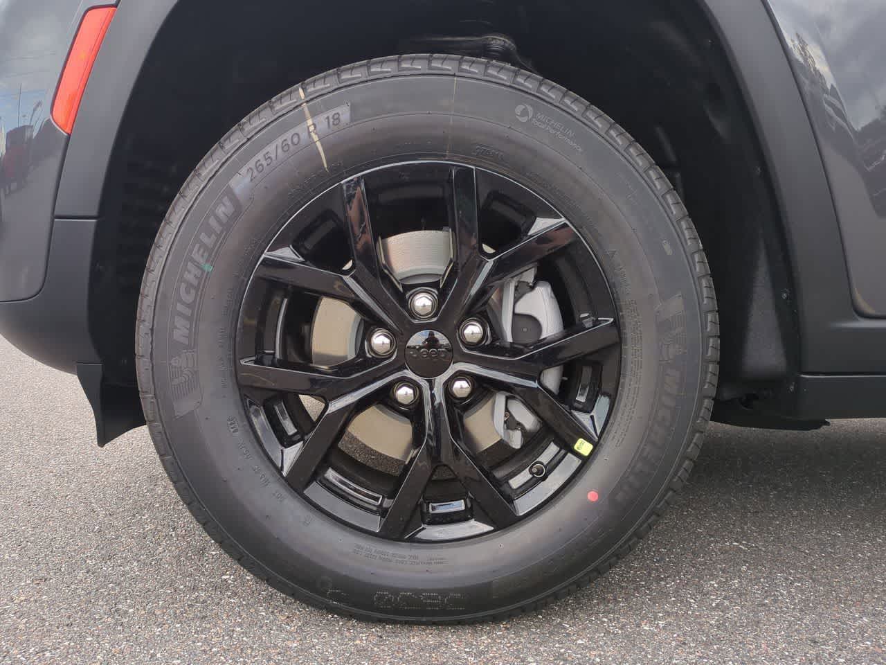 Jeep Grand Cherokee 2026 GRAND CHEROKEE LAREDO ALTITUDE 4X4