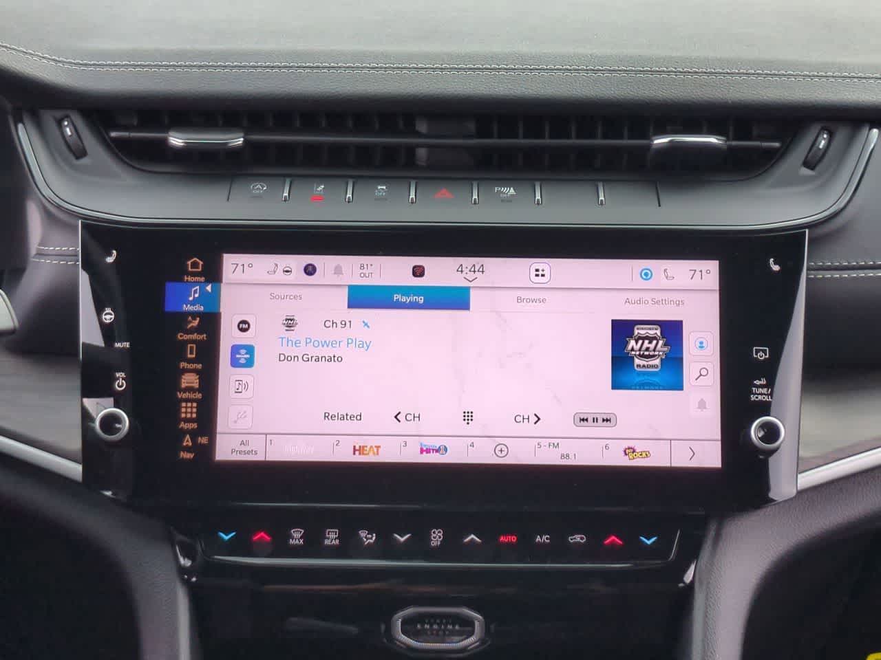 Jeep Grand Cherokee 2026 GRAND CHEROKEE LAREDO ALTITUDE 4X4