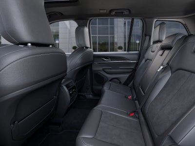 Jeep Grand Cherokee 2027 GRAND CHEROKEE LAREDO ALTITUDE 4X4