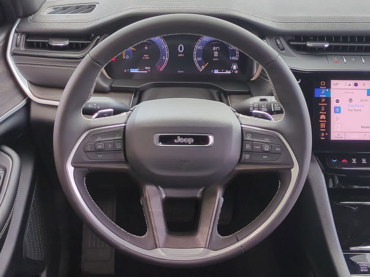 Jeep Grand Cherokee 2026 GRAND CHEROKEE LAREDO ALTITUDE 4X4