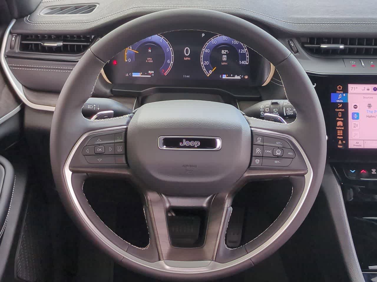 Jeep Grand Cherokee 2026 GRAND CHEROKEE LAREDO ALTITUDE 4X4