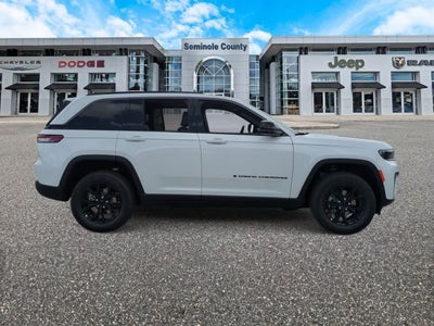 Jeep Grand Cherokee 2026 GRAND CHEROKEE LAREDO ALTITUDE 4X4