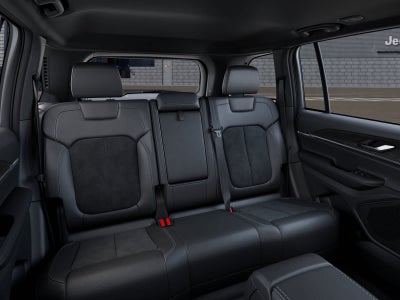 Jeep Grand Cherokee 2026 GRAND CHEROKEE LAREDO ALTITUDE 4X4