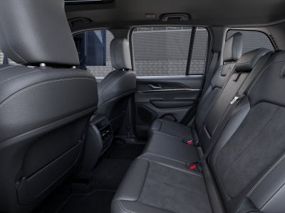 Jeep Grand Cherokee 2026 GRAND CHEROKEE LAREDO ALTITUDE 4X4