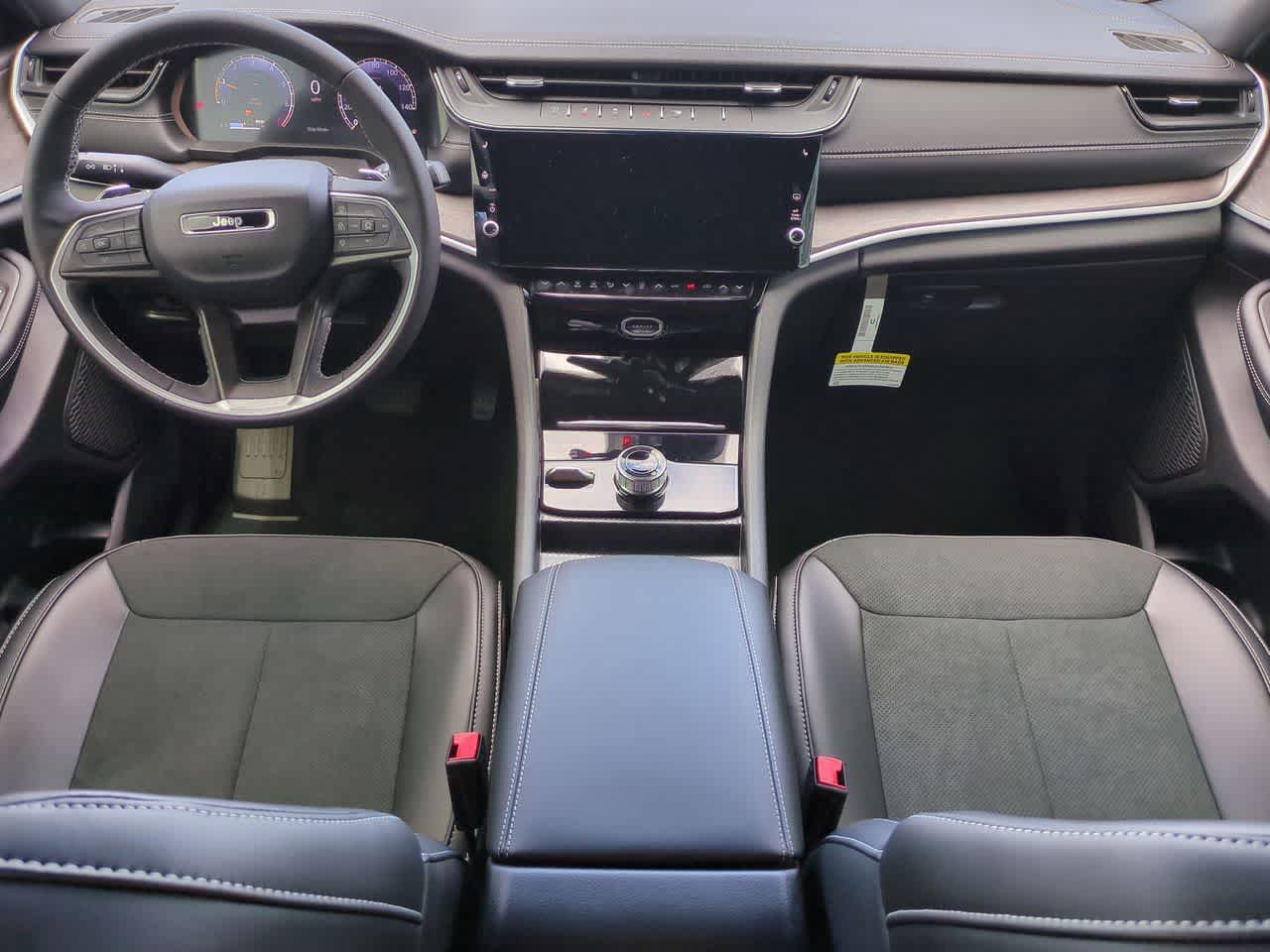 Jeep Grand Cherokee 2026 GRAND CHEROKEE LAREDO ALTITUDE 4X4