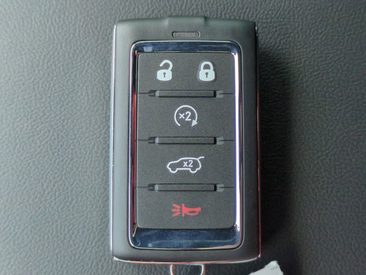 Jeep Grand Cherokee 2026 GRAND CHEROKEE LAREDO ALTITUDE 4X4