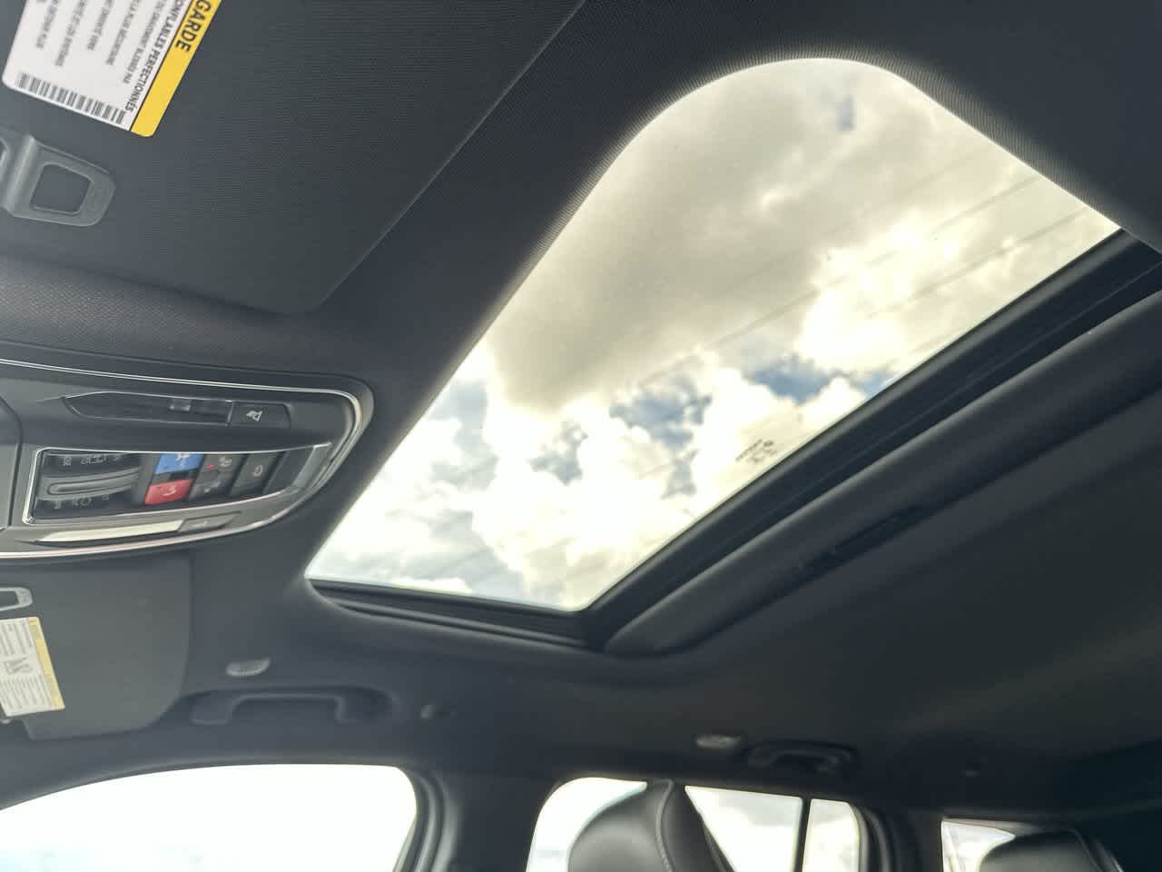 Jeep Grand Cherokee 2027 GRAND CHEROKEE LAREDO ALTITUDE 4X4