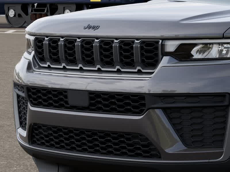 Jeep Grand Cherokee 2026 GRAND CHEROKEE LAREDO ALTITUDE 4X4