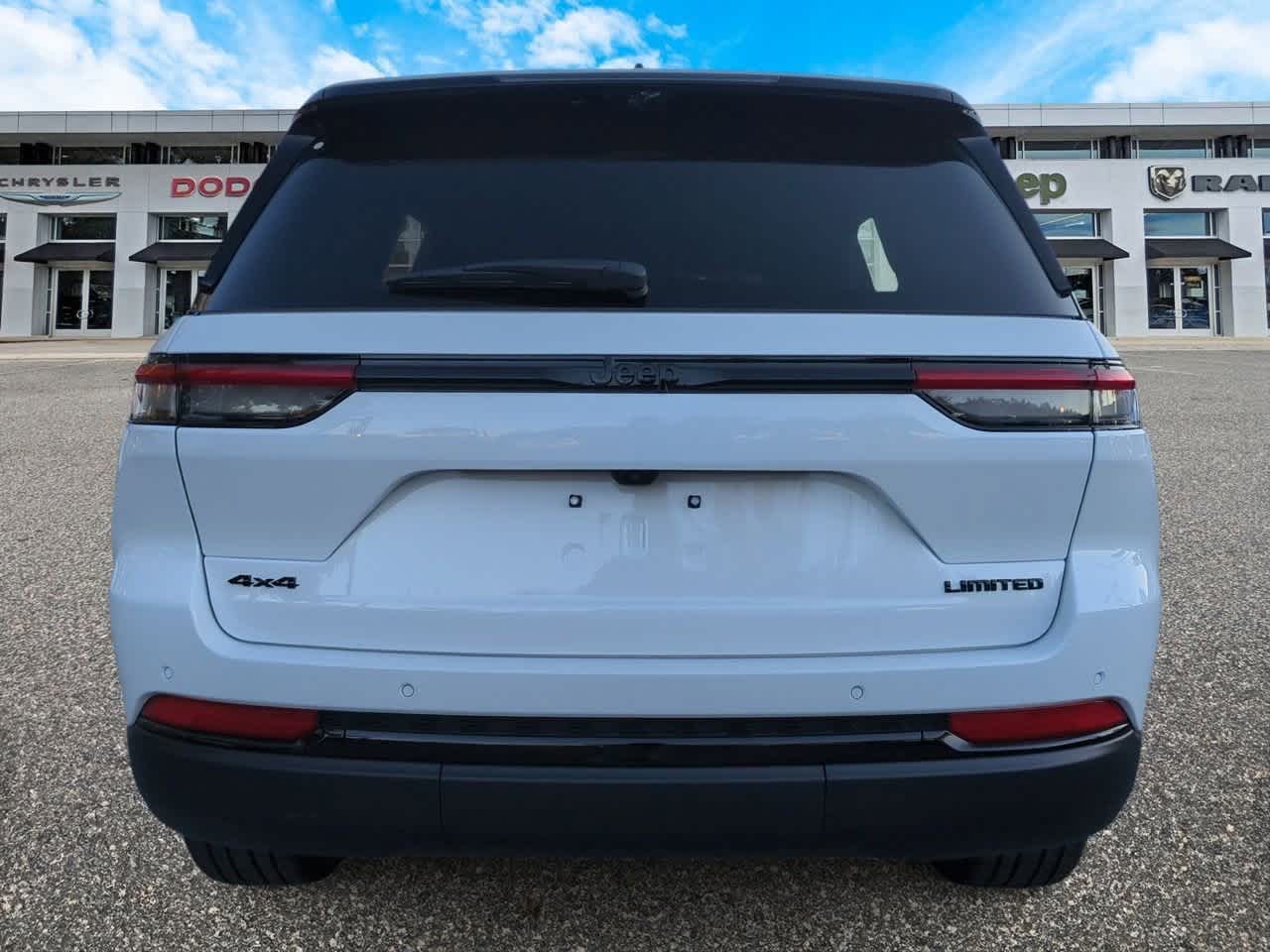 2025 Jeep Grand Cherokee GRAND CHEROKEE LIMITED 4X4