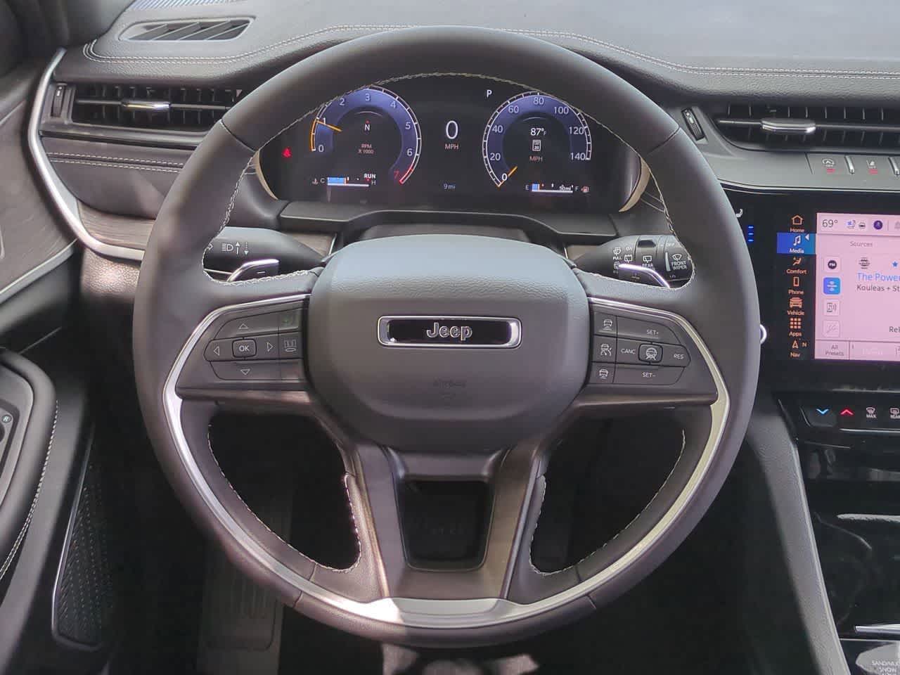 Jeep Grand Cherokee 2026 GRAND CHEROKEE LIMITED RESERVE 4X4