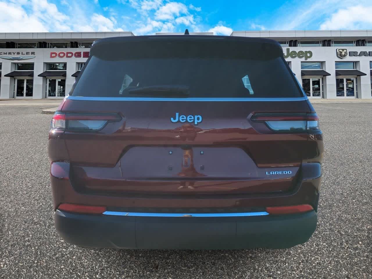 2025 Jeep Grand Cherokee GRAND CHEROKEE L LAREDO 4X2