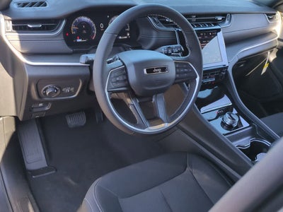 2025 Jeep Grand Cherokee GRAND CHEROKEE L LAREDO 4X2