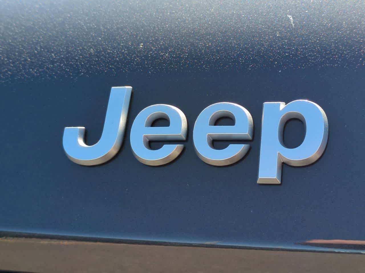 2025 Jeep Grand Cherokee GRAND CHEROKEE L LAREDO 4X2