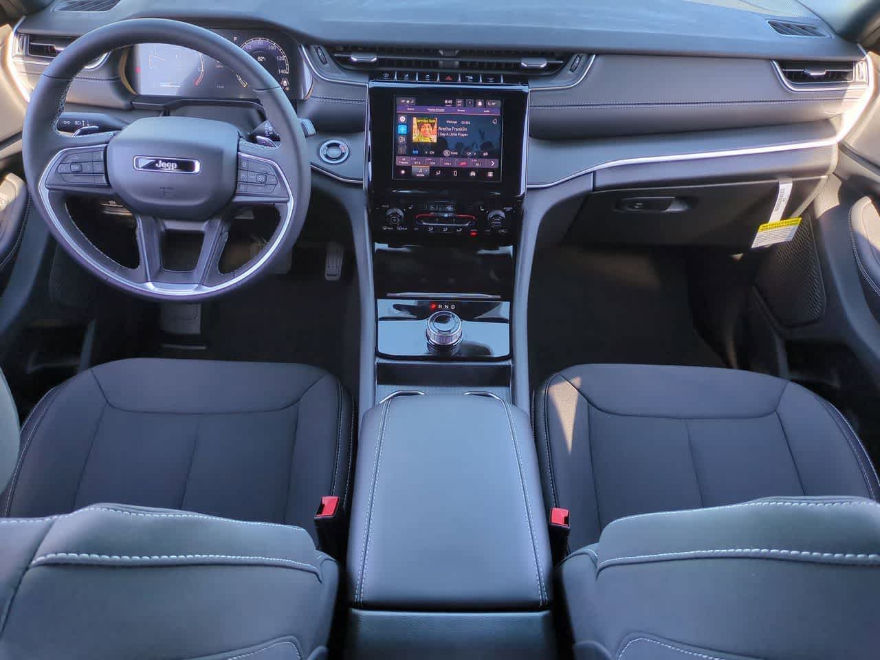 2025 Jeep Grand Cherokee GRAND CHEROKEE L LAREDO 4X2