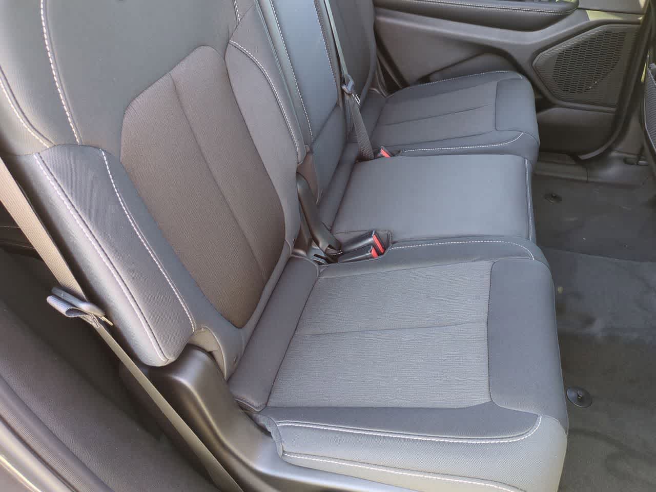 2025 Jeep Grand Cherokee GRAND CHEROKEE L LAREDO 4X2