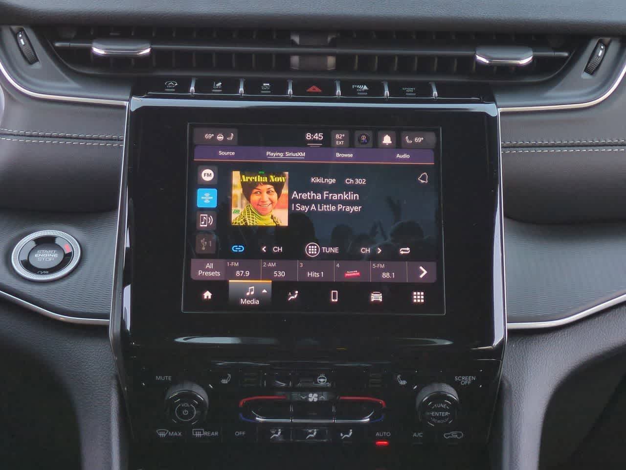 2025 Jeep Grand Cherokee GRAND CHEROKEE L LAREDO 4X2